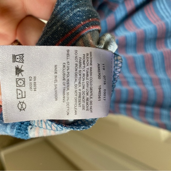 Columbia Men’s Omni-Wick Advanced Evaporation Striped Blue Polo - Picture 6 of 6